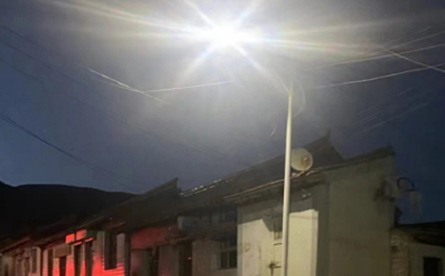 农村院子里最适合的瓜州太阳能路灯亮度与安装要点